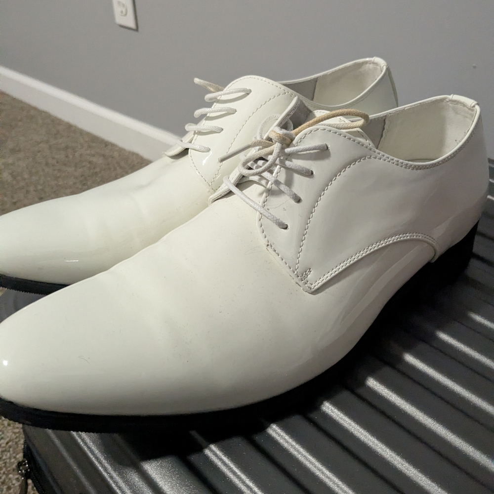 Elegant White Men's Oxford Shoes